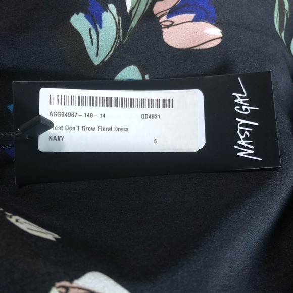 NWT Pleat Don’t Grow Floral Dress—Nasty Gal - Picture 3 of 6